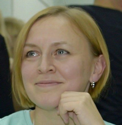 Елена Лянгузова